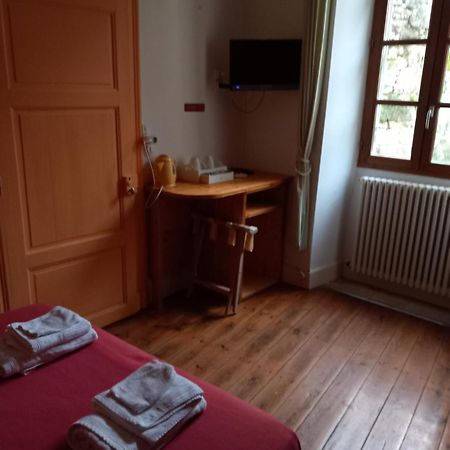 Chambre D'Hotes La Tour De Brazalem เนรัค ภายนอก รูปภาพ